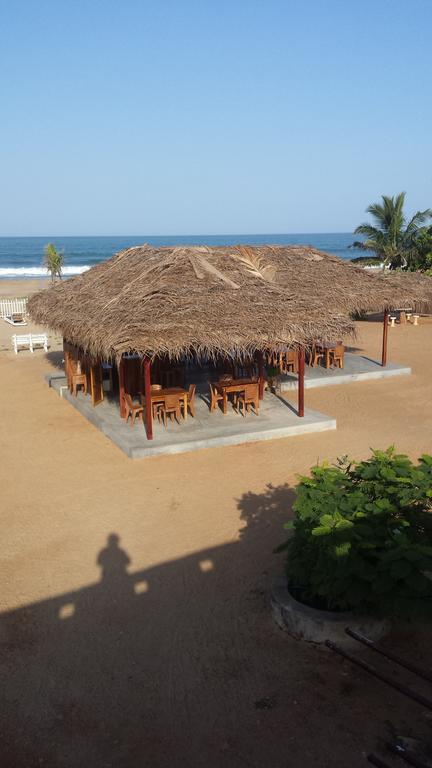 Yoho Hotel Arugambay Beach Inn Arugam Bay Exteriör bild